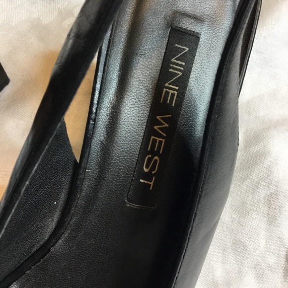 NINE WEST 7M Black Leather peek Toe Sling Back GUC - Picture 8 of 8
